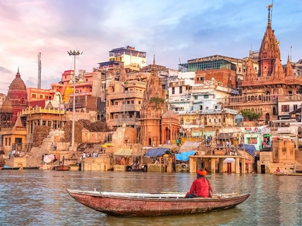 Kashi Vishwanath Temple - Sacred Jyotirlinga